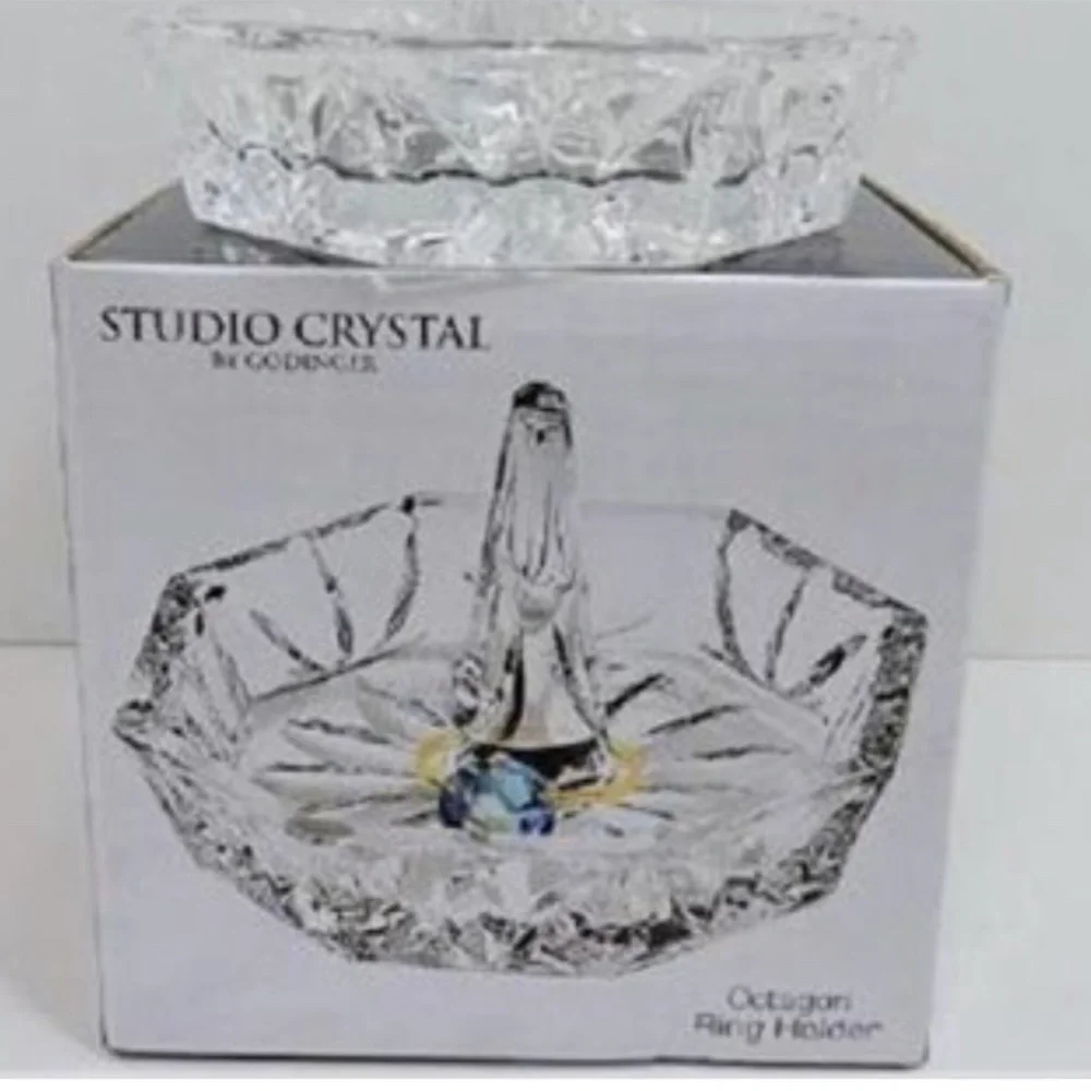 Crystal Ring Holder Brilliant Hand-Cut Pattern Octagon Studio Crystal Facet Cut